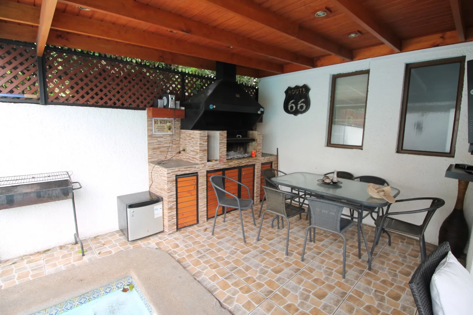 Amplia Casa en Condominio | Plaza Ossandón, La Reina